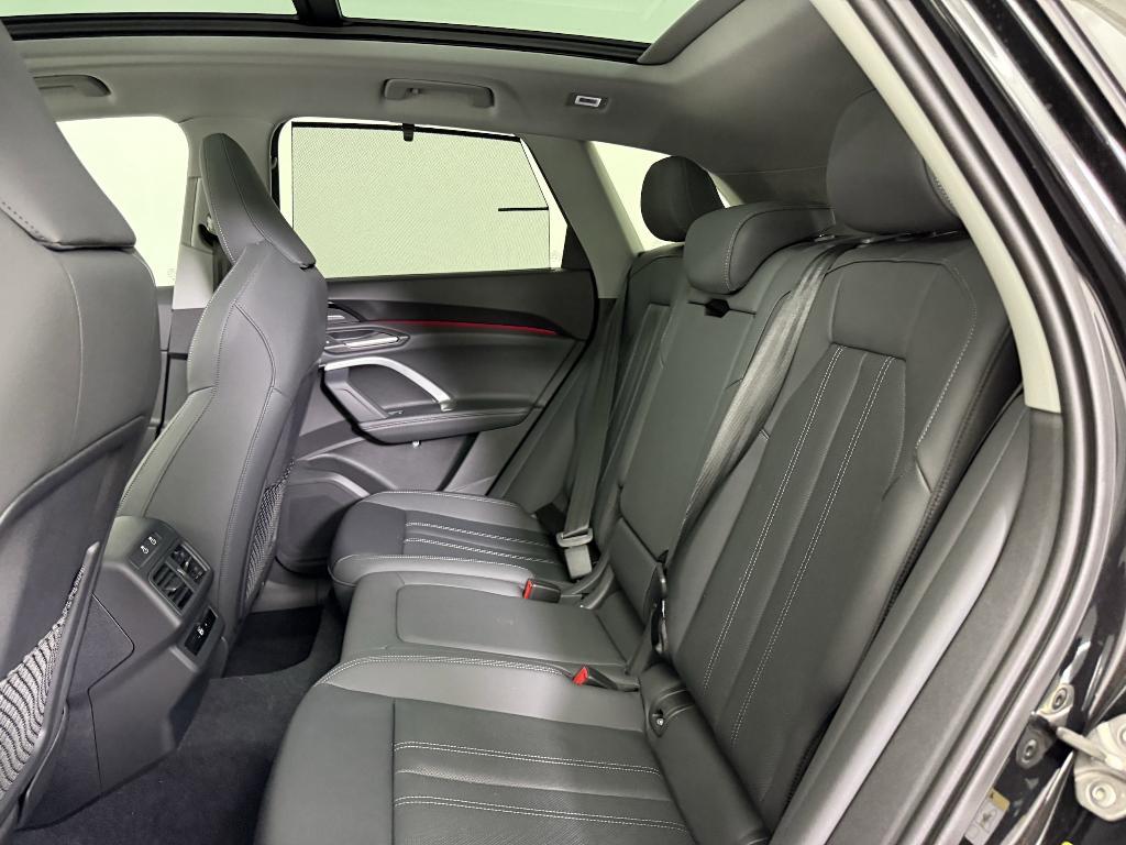 new 2025 Audi Q5 car, priced at $59,461