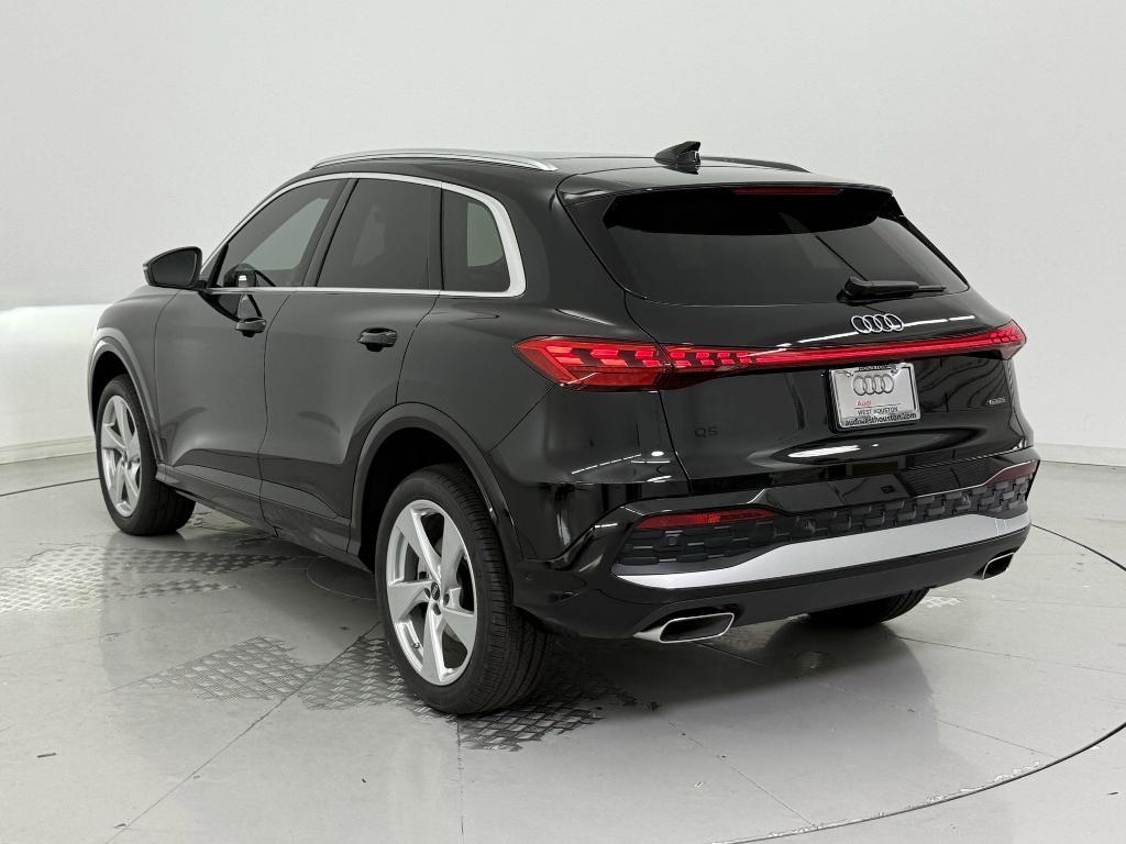 new 2025 Audi Q5 car, priced at $56,392