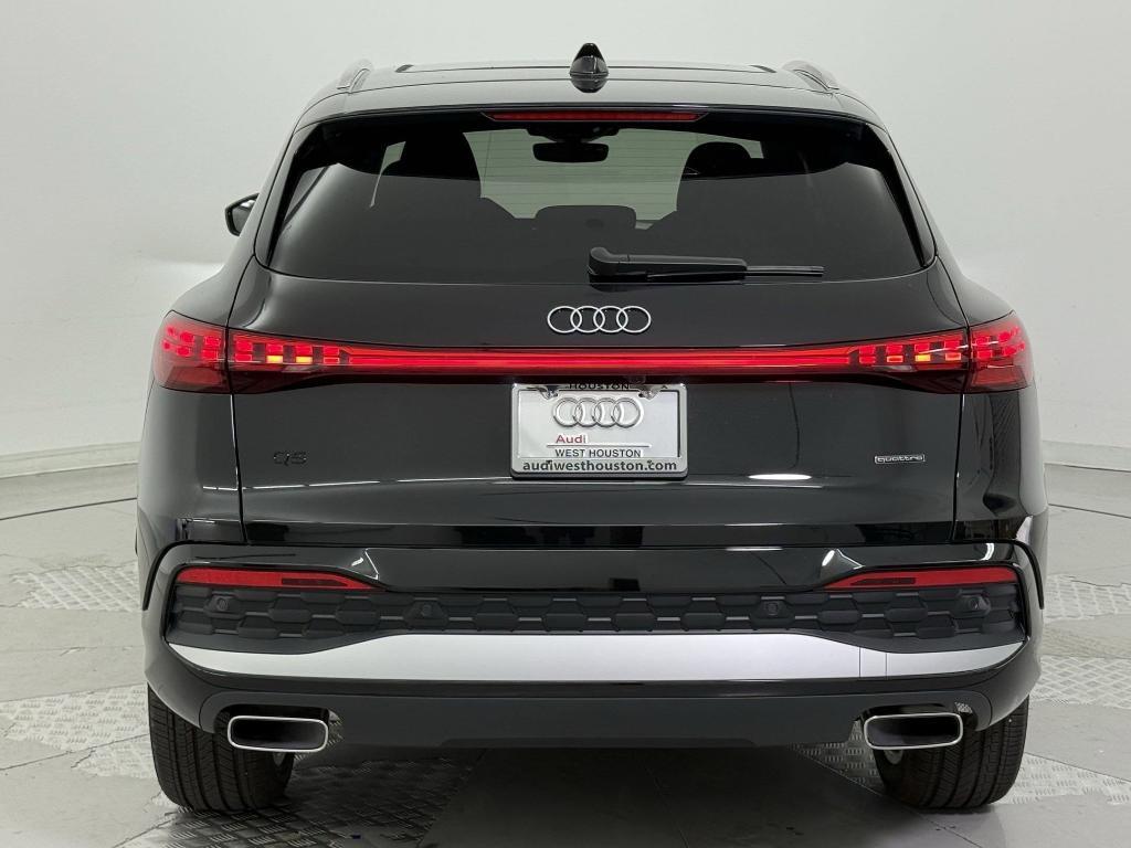 new 2025 Audi Q5 car, priced at $56,392