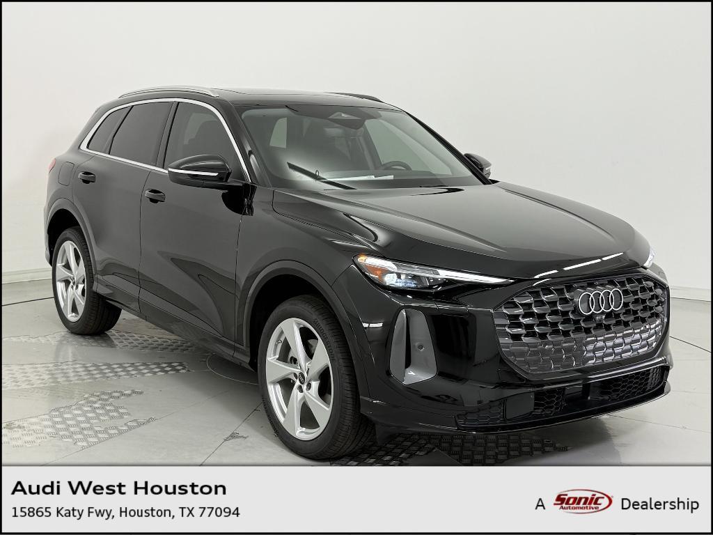 new 2025 Audi Q5 car, priced at $59,461