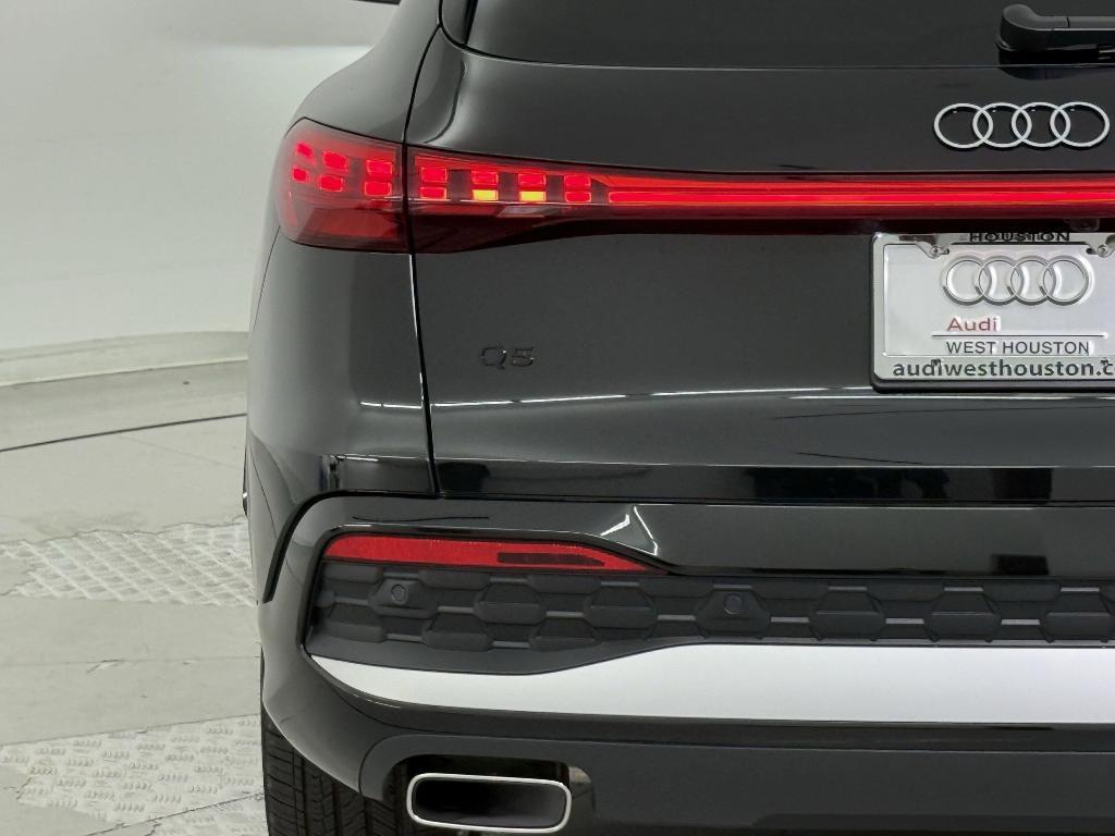 new 2025 Audi Q5 car, priced at $56,392