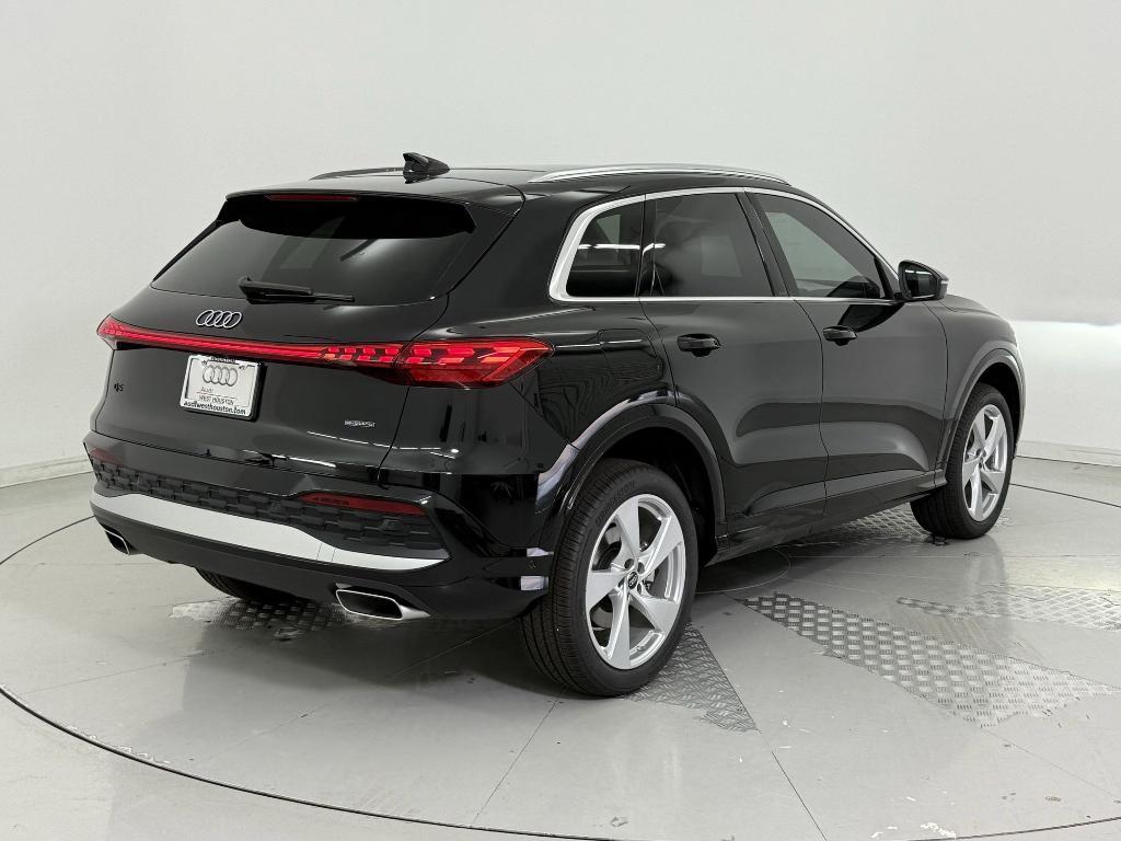 new 2025 Audi Q5 car, priced at $56,392