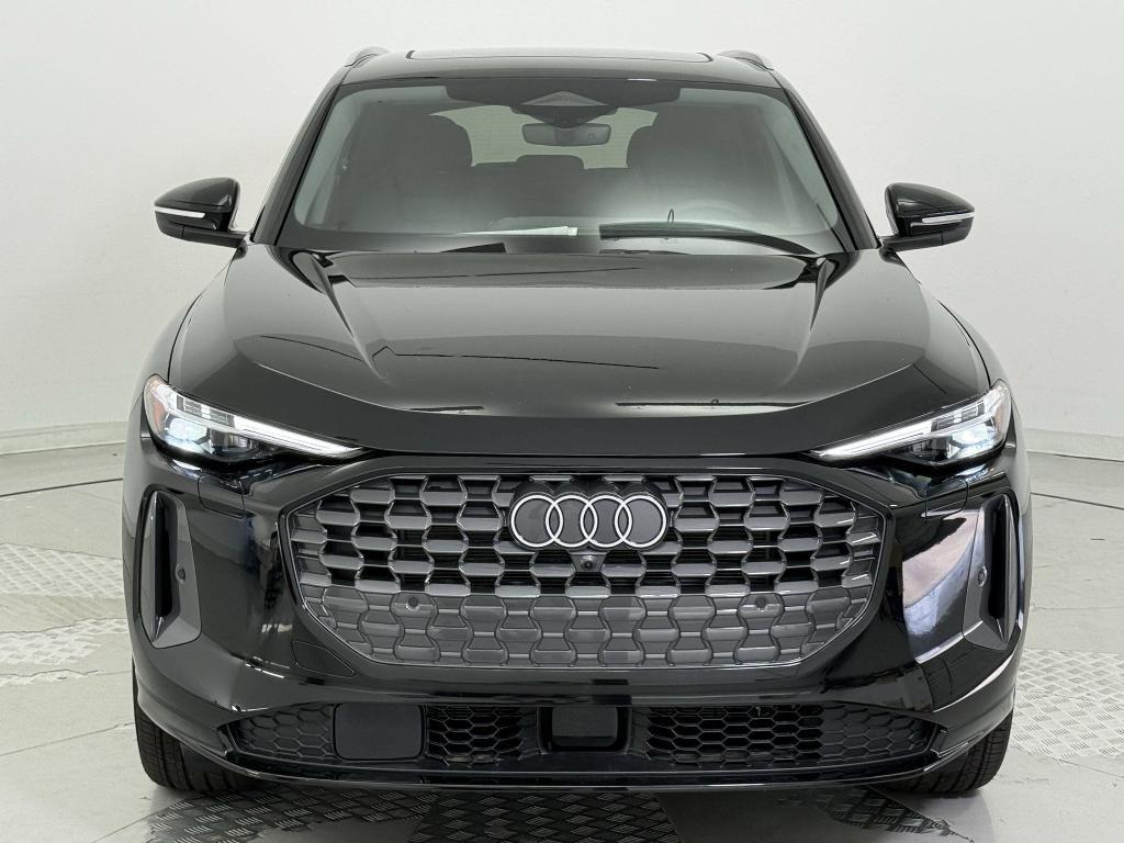 new 2025 Audi Q5 car, priced at $56,392