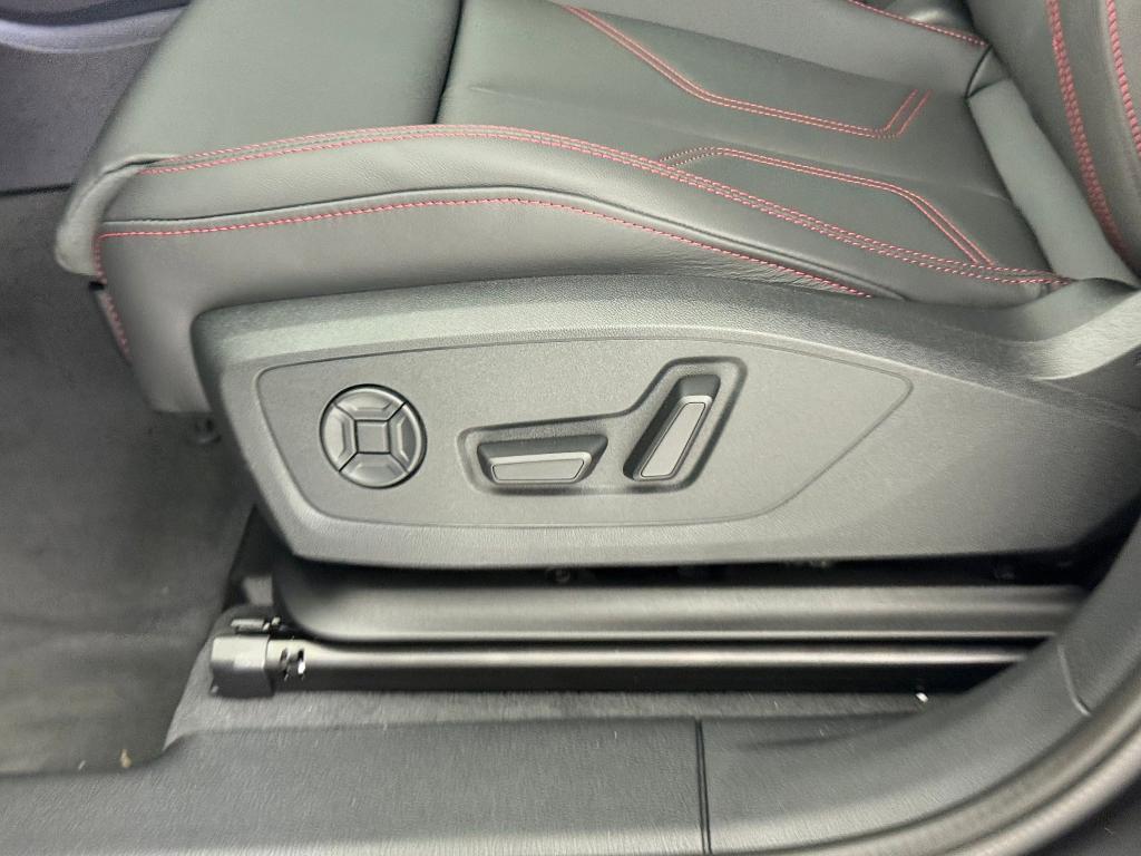 new 2025 Audi Q3 car, priced at $44,871