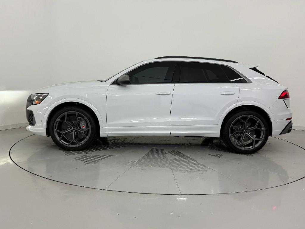 new 2025 Audi RS Q8 car, priced at $134,401