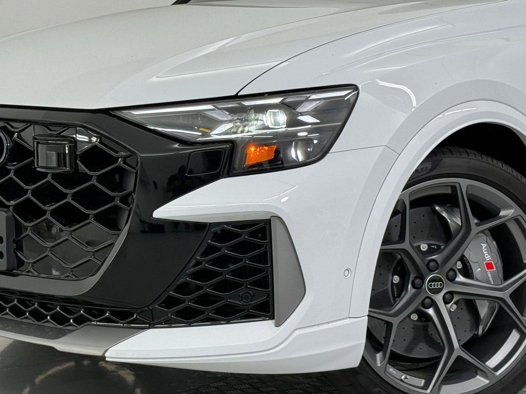 new 2025 Audi RS Q8 car, priced at $134,401