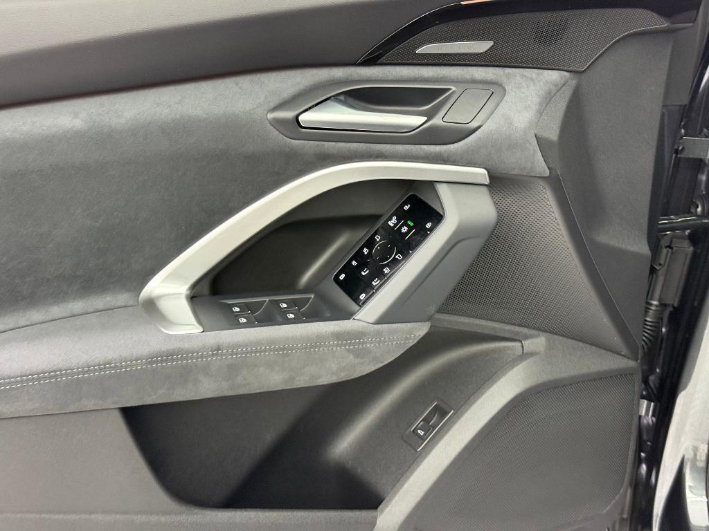 new 2025 Audi SQ5 car, priced at $76,365