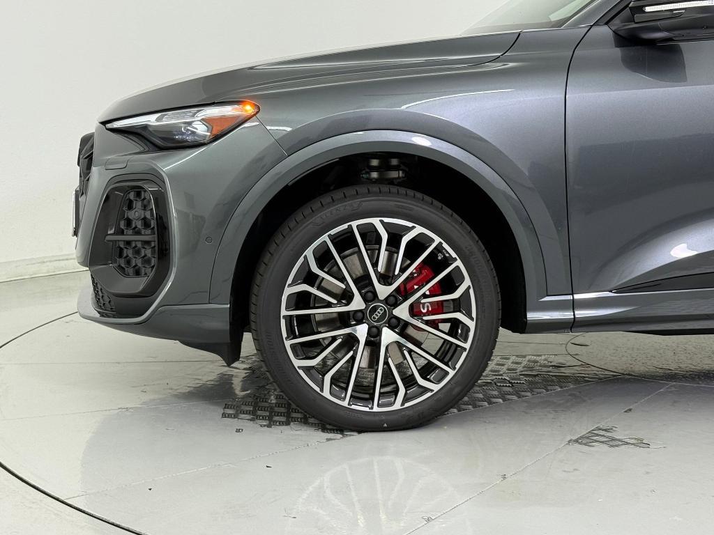 new 2025 Audi SQ5 car, priced at $76,365
