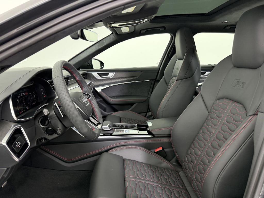 new 2025 Audi RS 6 Avant car, priced at $146,995