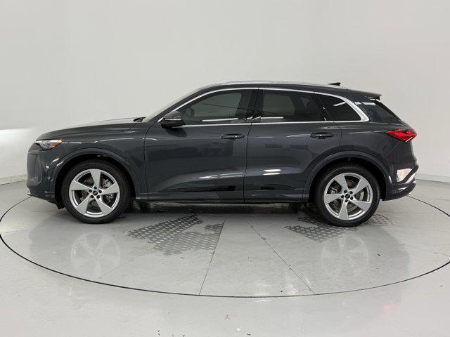 new 2025 Audi Q5 car, priced at $62,321