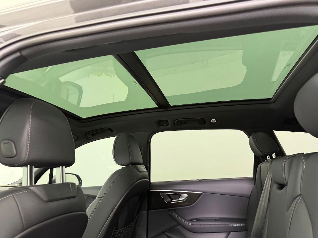 new 2026 Audi Q7 car, priced at $73,451