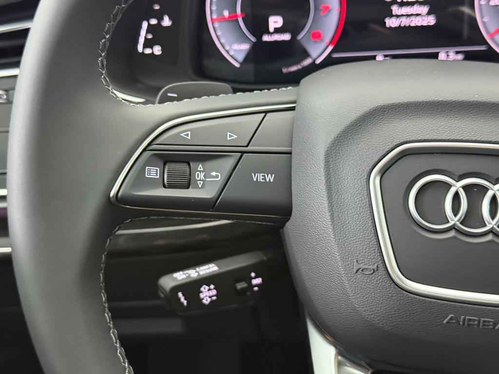new 2026 Audi Q7 car, priced at $73,451