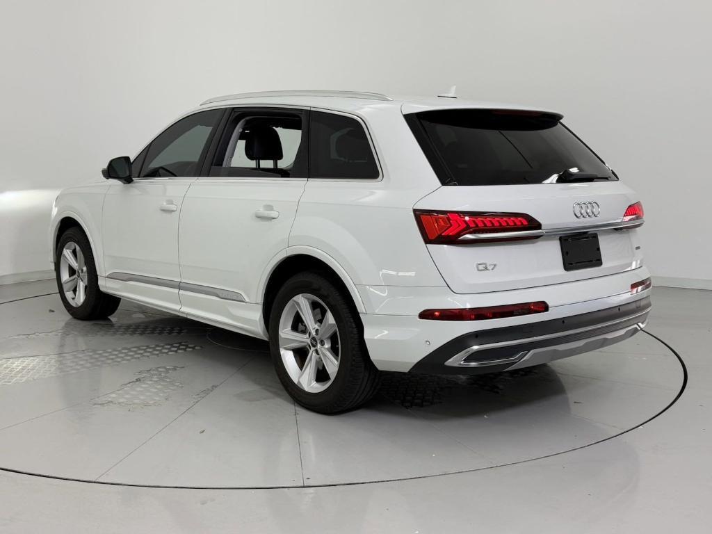 used 2022 Audi Q7 car, priced at $38,498