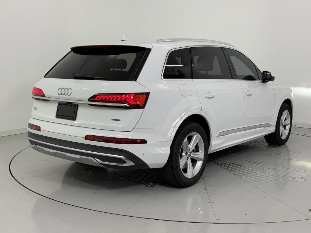 used 2022 Audi Q7 car, priced at $38,498