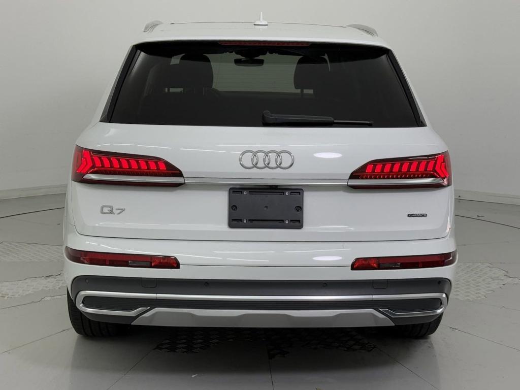 used 2022 Audi Q7 car, priced at $38,498