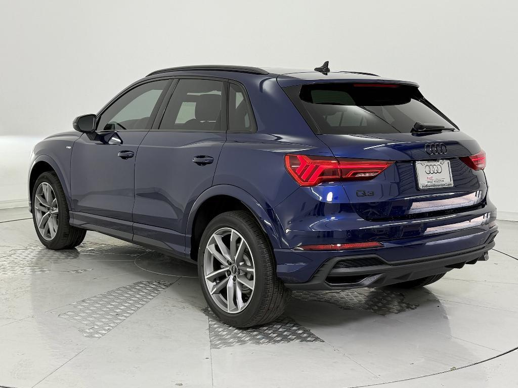 new 2025 Audi Q3 car, priced at $44,261