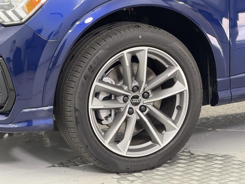 new 2025 Audi Q3 car, priced at $44,261