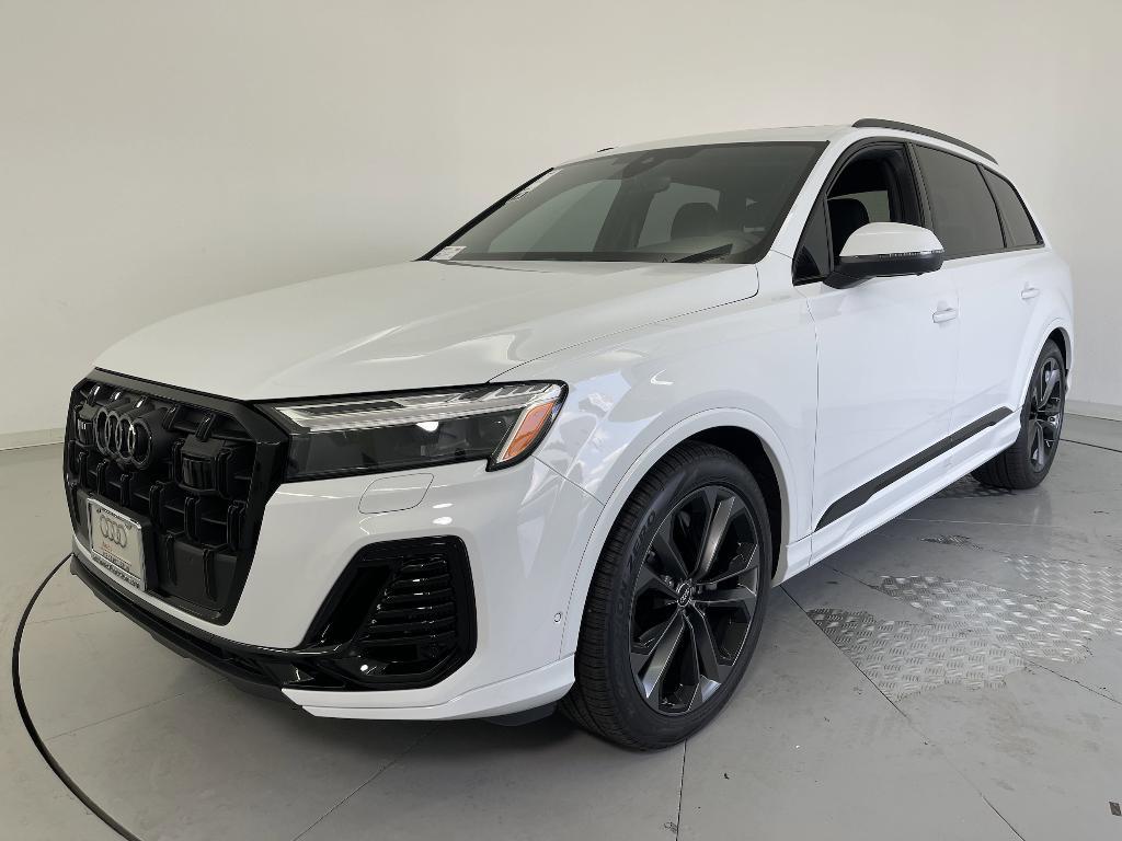 new 2025 Audi Q7 car, priced at $71,251