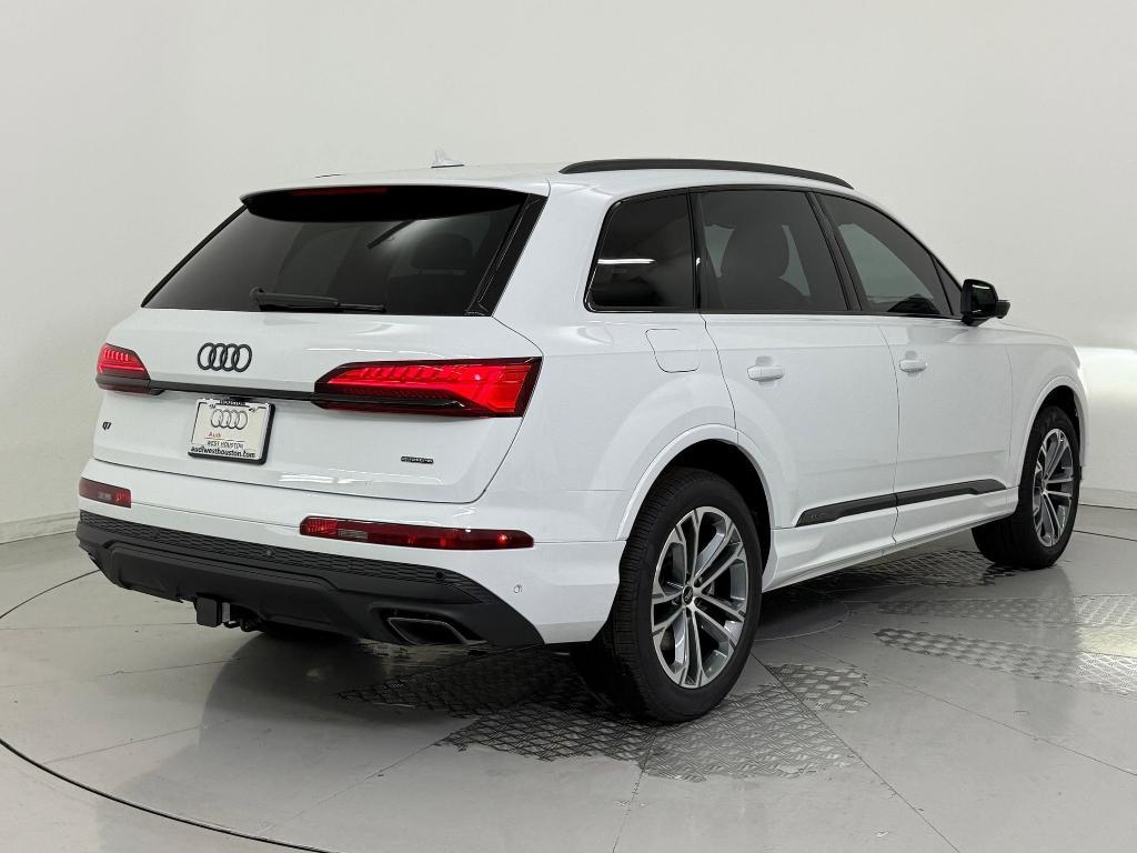 new 2026 Audi Q7 car, priced at $64,881