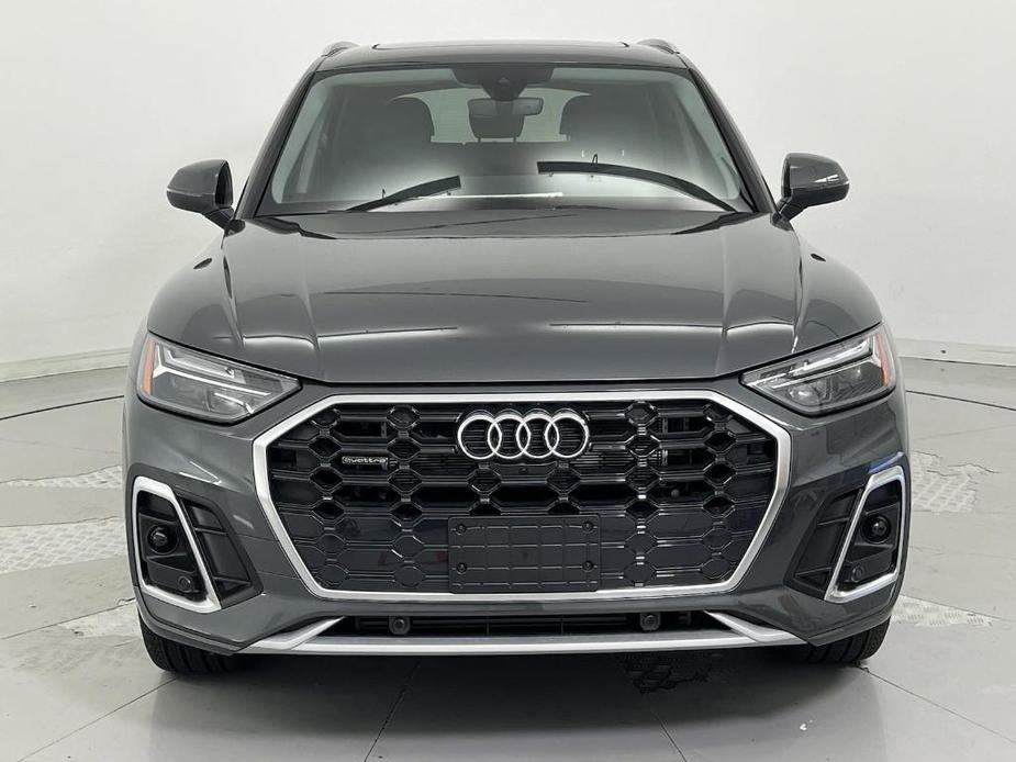 new 2025 Audi Q5 car, priced at $62,081