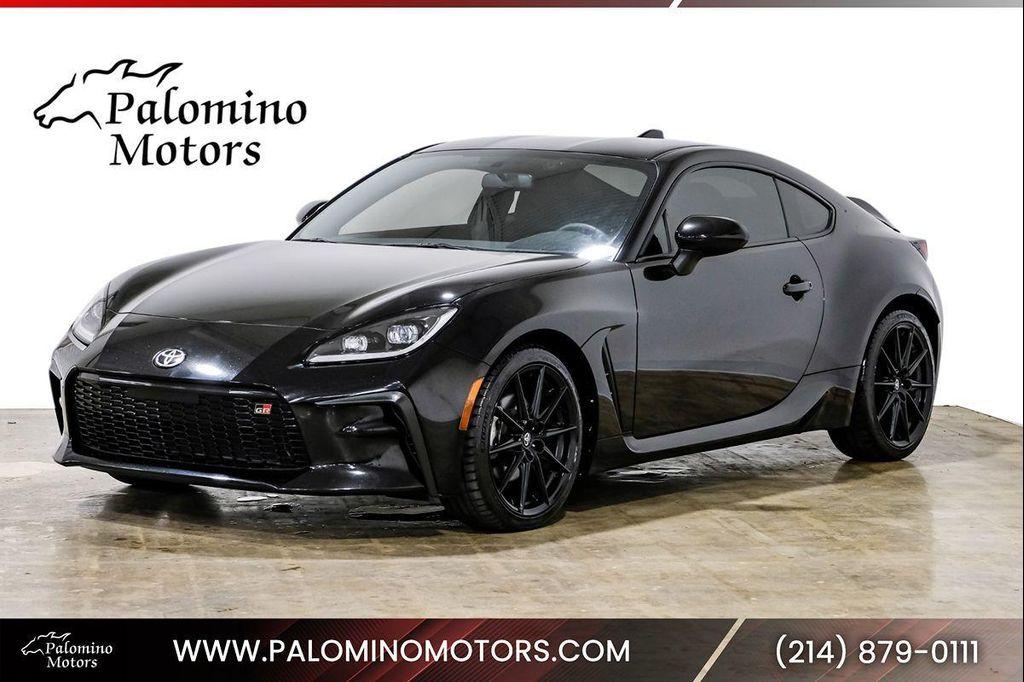 used 2024 Toyota GR86 car, priced at $30,990
