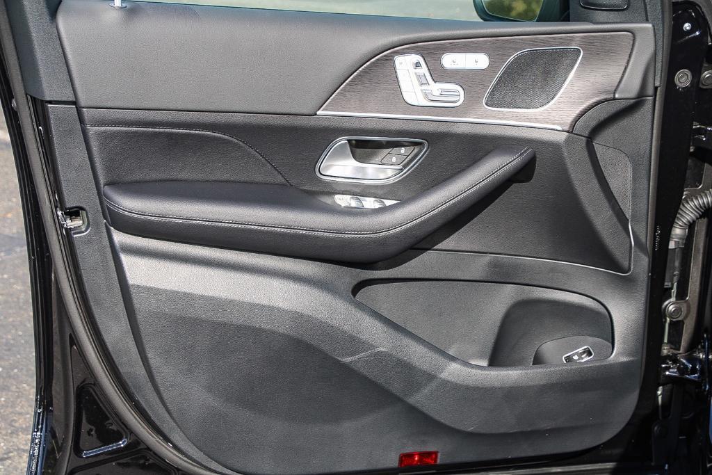 new 2026 Mercedes-Benz GLE 350 car, priced at $69,965