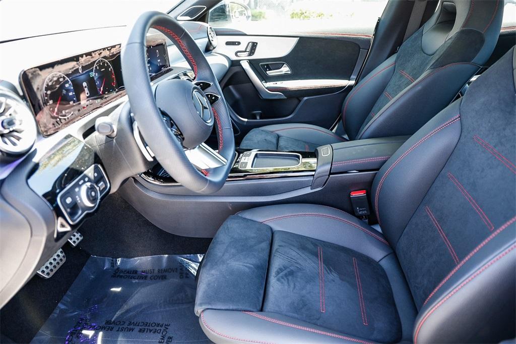 new 2025 Mercedes-Benz CLA 250 car, priced at $50,775