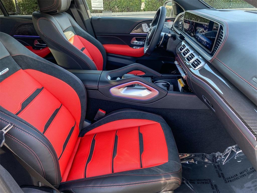 new 2025 Mercedes-Benz AMG GLE 53 car, priced at $101,085