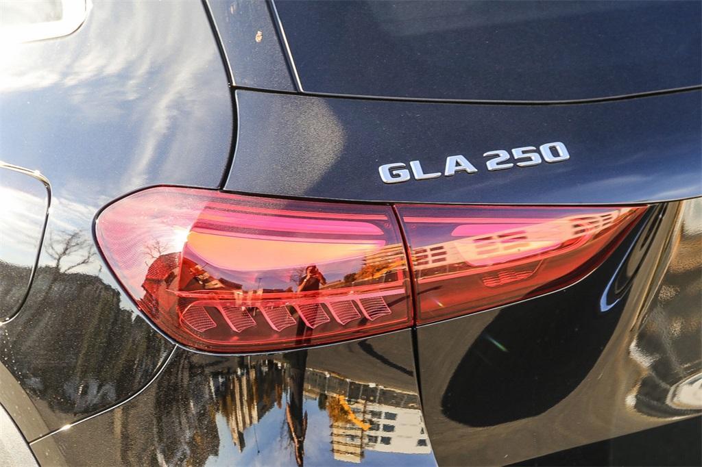 new 2025 Mercedes-Benz GLA 250 car, priced at $50,895