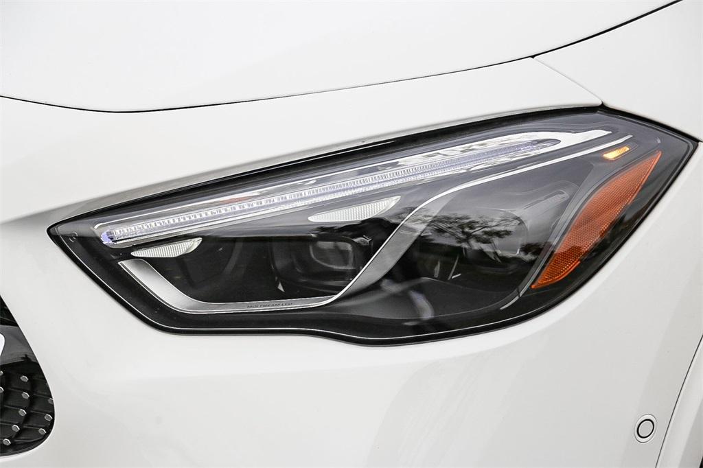 new 2025 Mercedes-Benz GLA 250 car, priced at $54,595