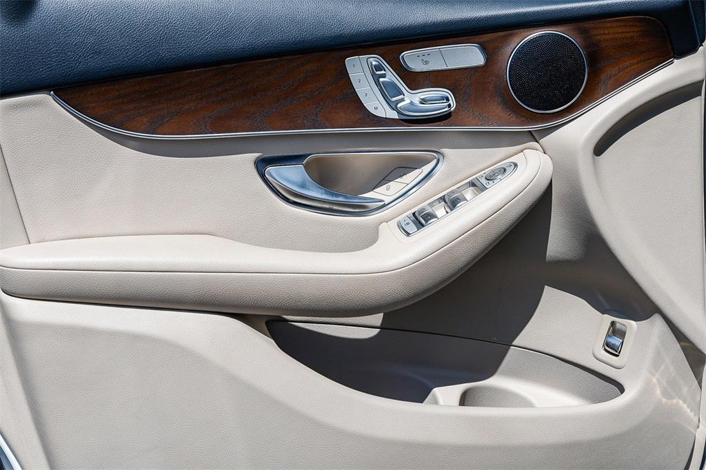 used 2019 Mercedes-Benz GLC 300 car, priced at $20,923