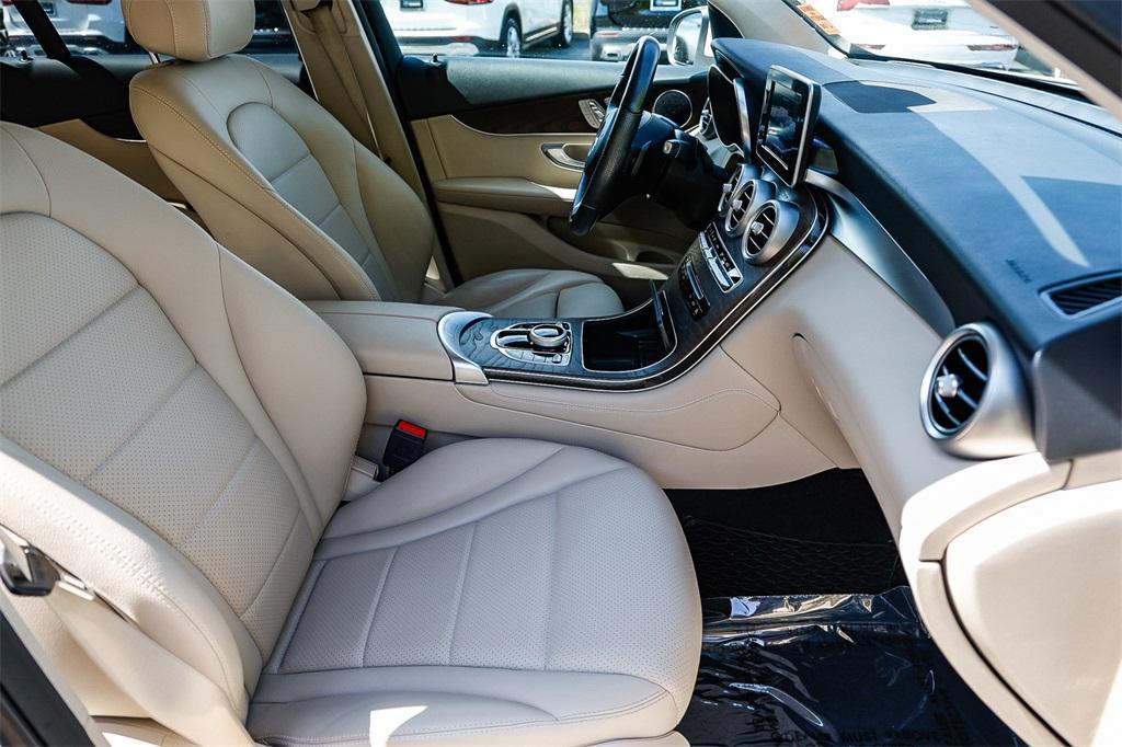 used 2019 Mercedes-Benz GLC 300 car, priced at $20,923
