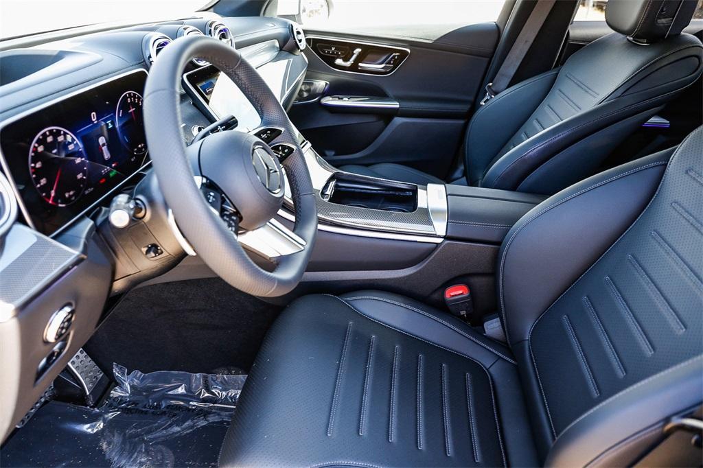 new 2025 Mercedes-Benz GLC 350e car, priced at $72,955