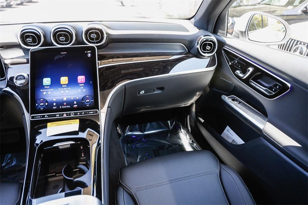 new 2025 Mercedes-Benz GLC 300 car, priced at $54,535
