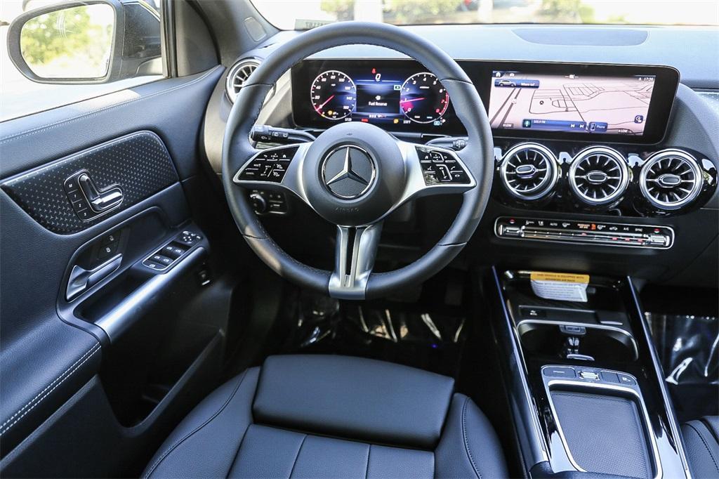 new 2025 Mercedes-Benz GLA 250 car, priced at $49,395