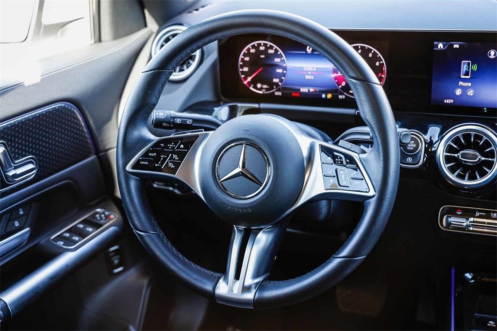 used 2025 Mercedes-Benz GLA 250 car, priced at $37,595