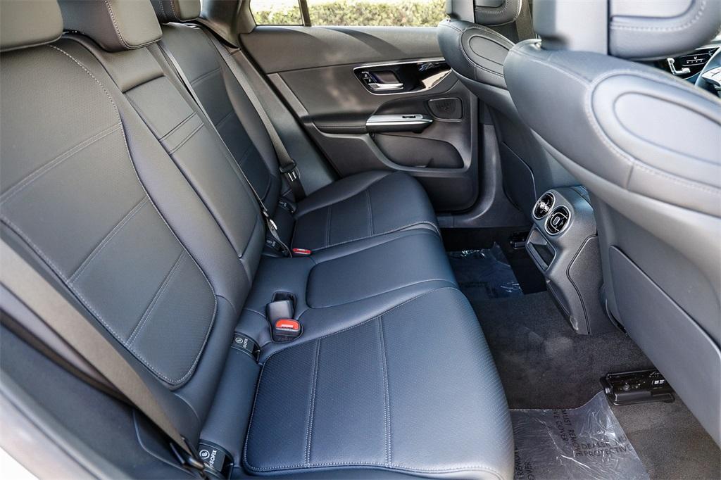 new 2025 Mercedes-Benz GLC 300 car, priced at $54,755