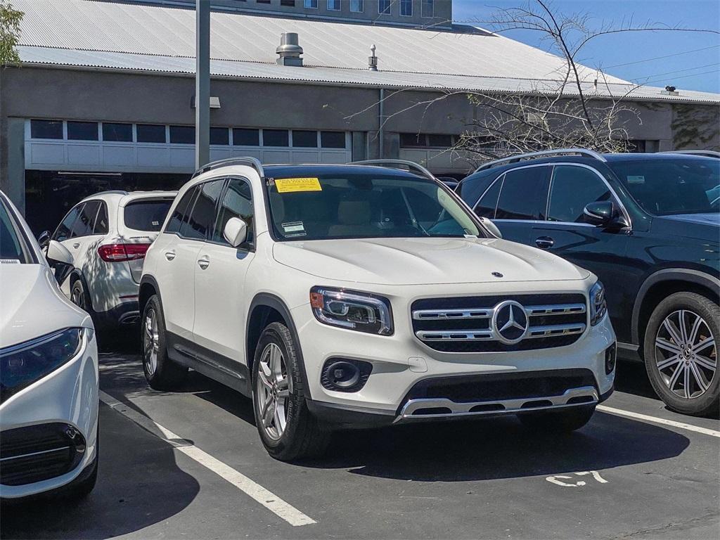used 2021 Mercedes-Benz GLB 250 car, priced at $25,923