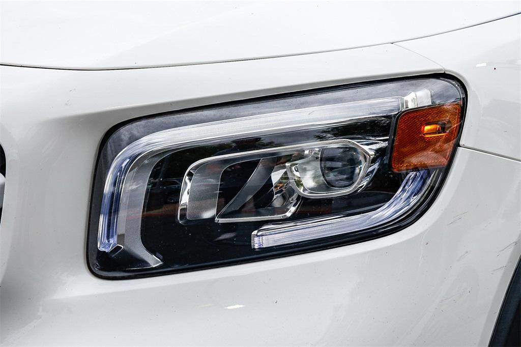 used 2021 Mercedes-Benz GLB 250 car, priced at $25,923