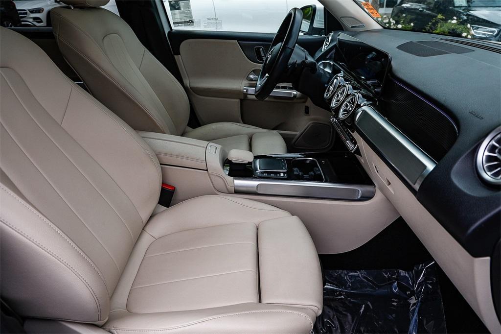 used 2021 Mercedes-Benz GLB 250 car, priced at $25,923