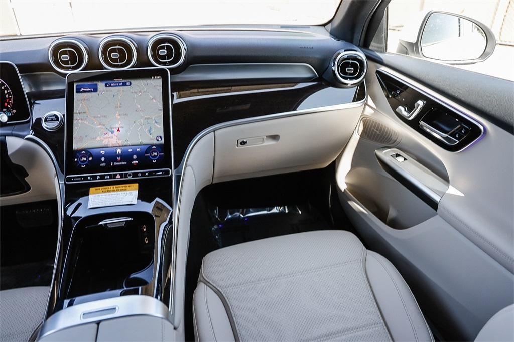 new 2025 Mercedes-Benz GLC 350e car, priced at $61,700