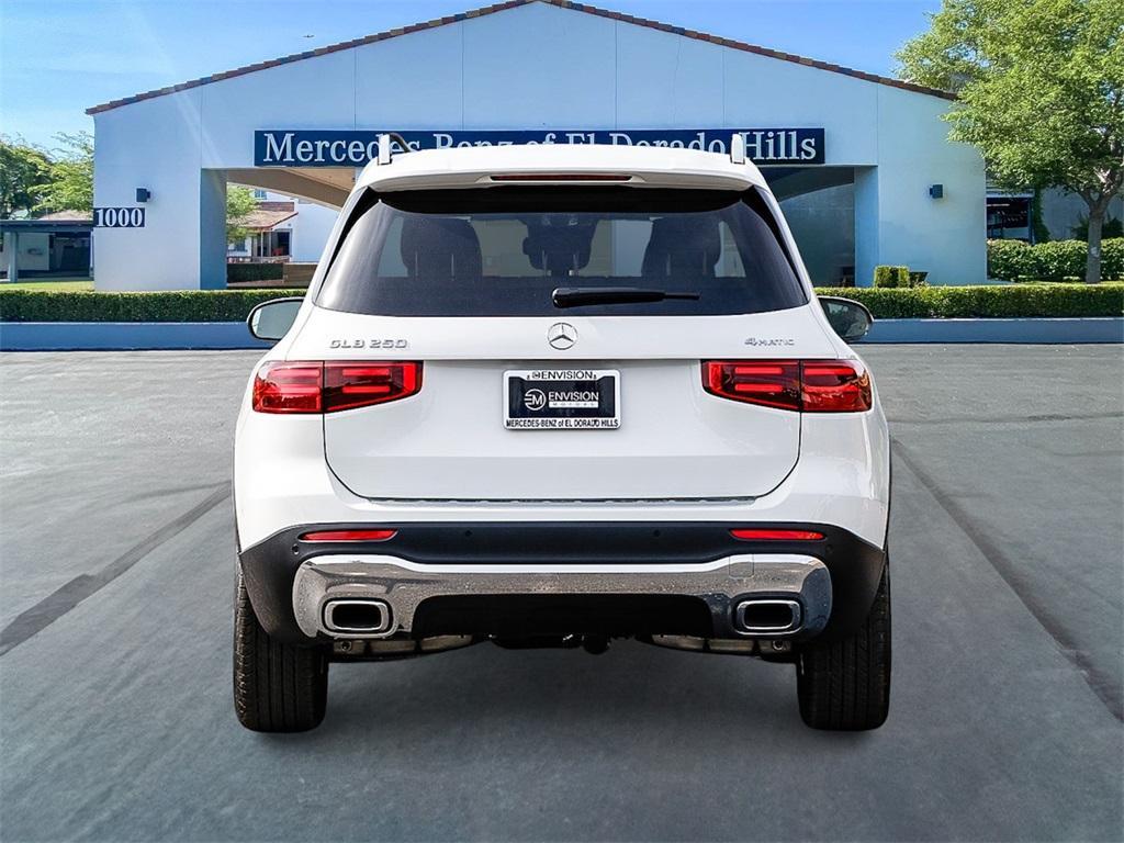 new 2025 Mercedes-Benz GLB 250 car, priced at $51,095