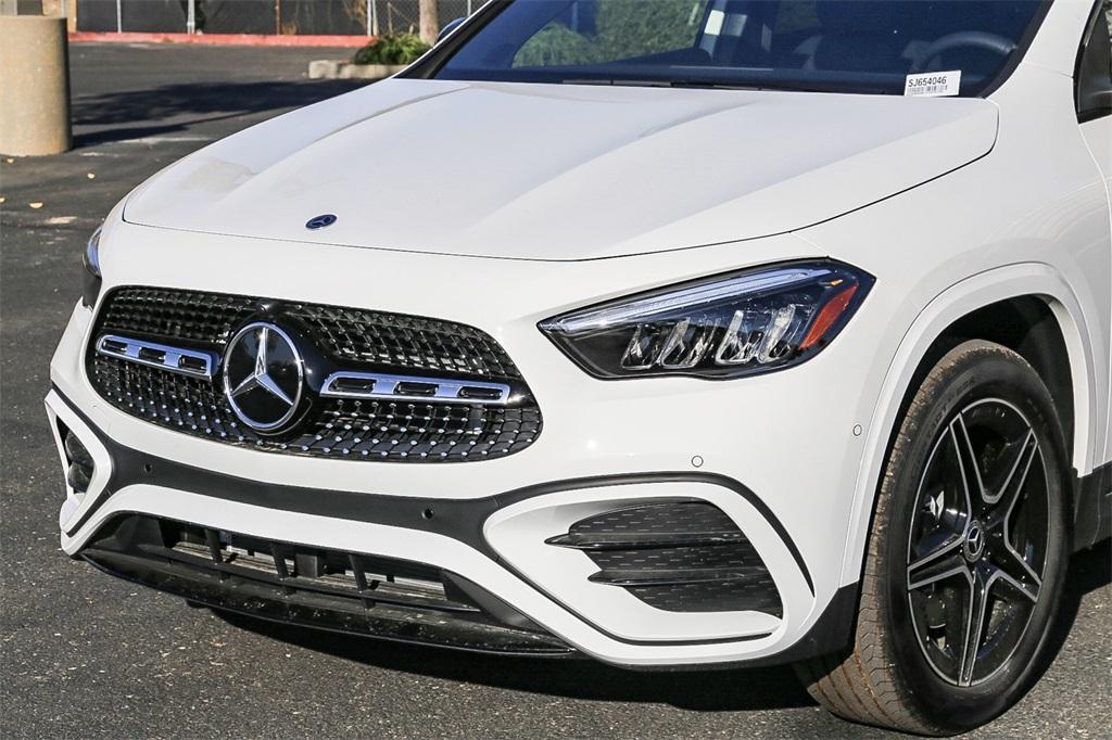 new 2025 Mercedes-Benz GLA 250 car, priced at $50,950