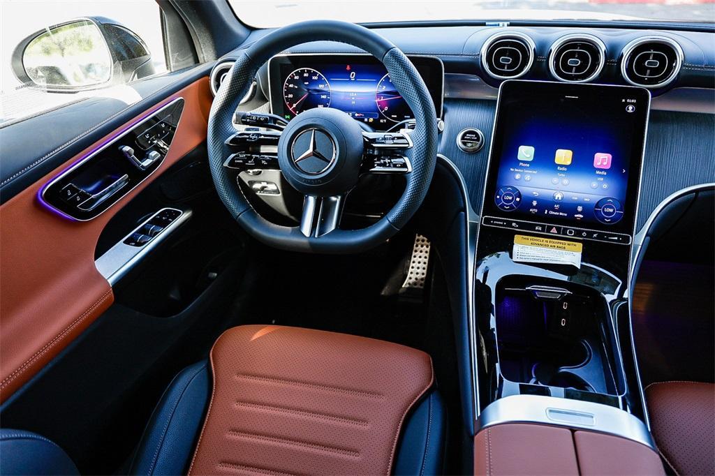 new 2025 Mercedes-Benz GLC 300 car, priced at $55,685