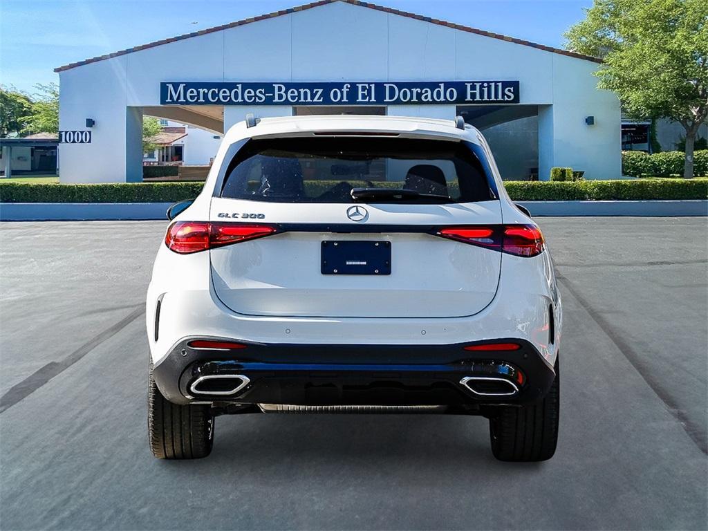 new 2025 Mercedes-Benz GLC 300 car, priced at $55,685