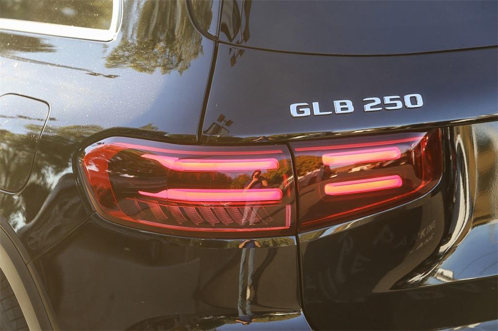 used 2024 Mercedes-Benz GLB 250 car, priced at $39,123