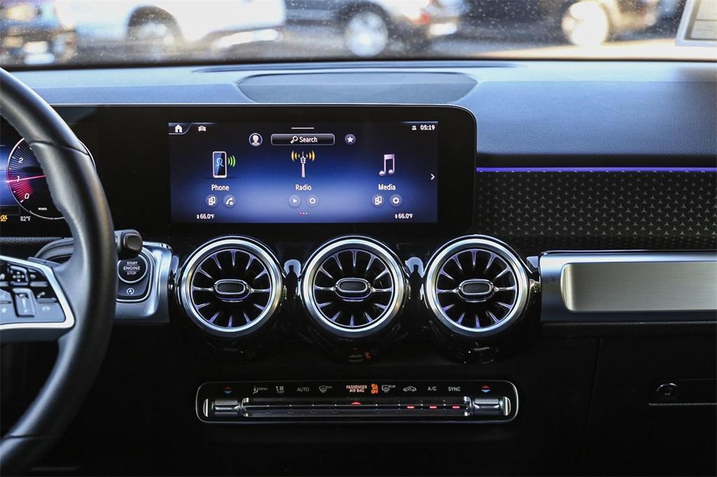 used 2024 Mercedes-Benz GLB 250 car, priced at $39,123