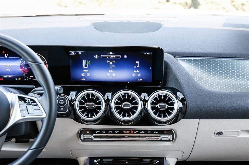 used 2025 Mercedes-Benz GLA 250 car, priced at $37,990