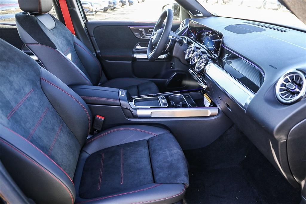 new 2025 Mercedes-Benz AMG GLB 35 car, priced at $61,285