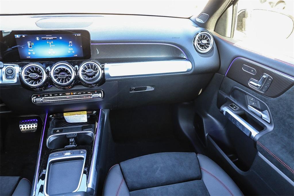 new 2025 Mercedes-Benz AMG GLB 35 car, priced at $61,285